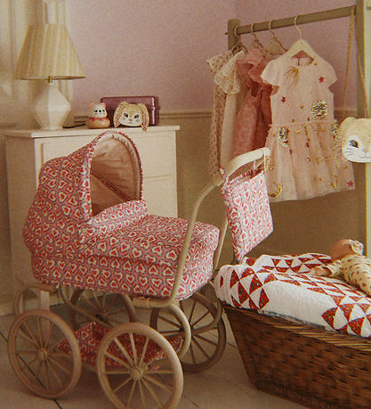 Konges Sløjd Dukkevogn - Pram - Felice Rose