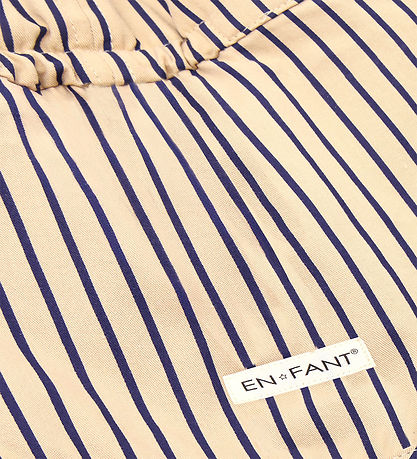 En Fant Solhat - Fog