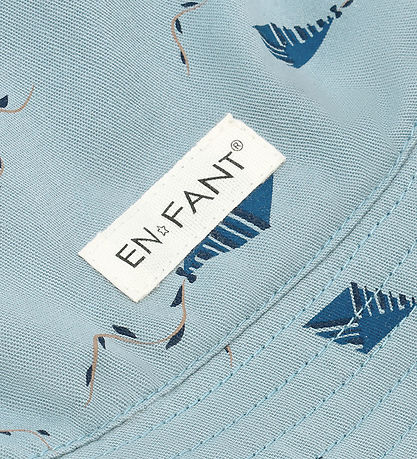 En Fant Bøllehat - Brunnera Blue