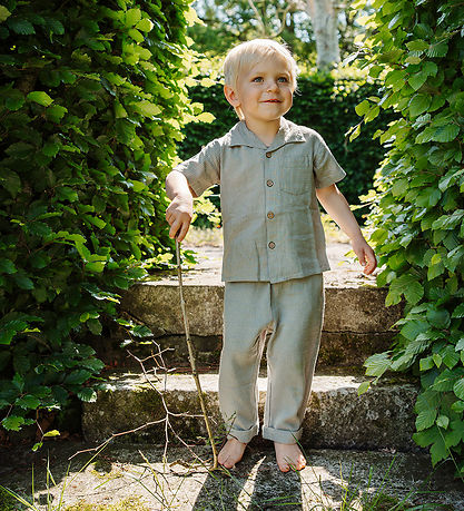 Hust and Claire Bukser - Garry - Iceberg