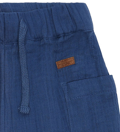 Hust and Claire Bukser - Muslin - Tue - Thunder