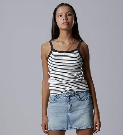 LMTD Top - Rib - NlfHinaja - White Alyssum/W. Pirate Black