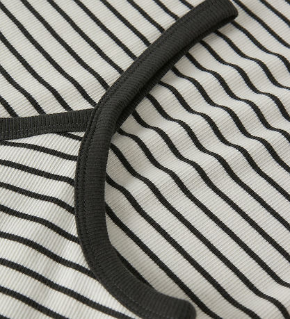 LMTD Kjole - NlfHinaja - White Alyssum/w.Pirate Black