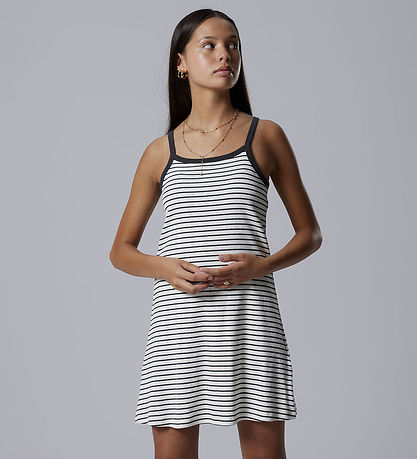 LMTD Kjole - NlfHinaja - White Alyssum/w.Pirate Black