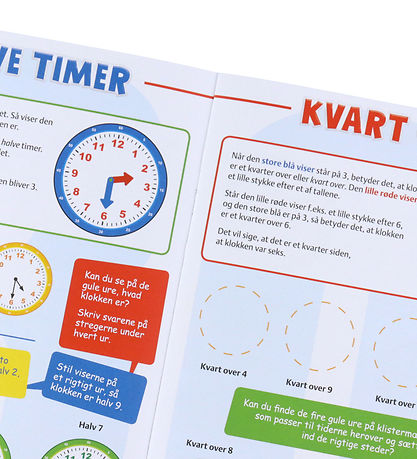 Forlaget Bolden Aktivitetsbog m. Klistermærker - Klokken - Dansk