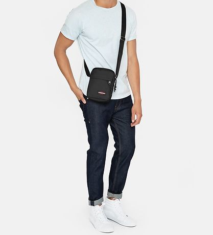 Eastpak Skuldertaske - The One - 2,5 L - Sort
