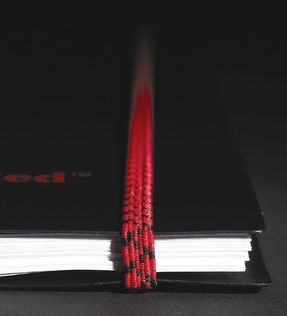 Oxford Notesbog - Spiral - Kvadreret - A4 - Sort/Rød