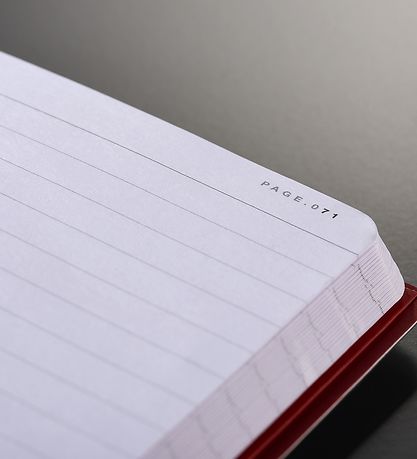 Oxford Notesbog - Soft Cover - Linieret - A5 - Sort/Rød Oxford Notesbog - Soft Cover - Linieret - A5 - Sort/Rød