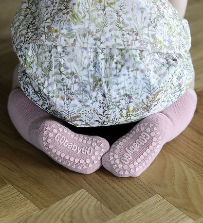 GoBabyGo Non-Slip Socks - Rose GoBabyGo Non-Slip Socks - Rose